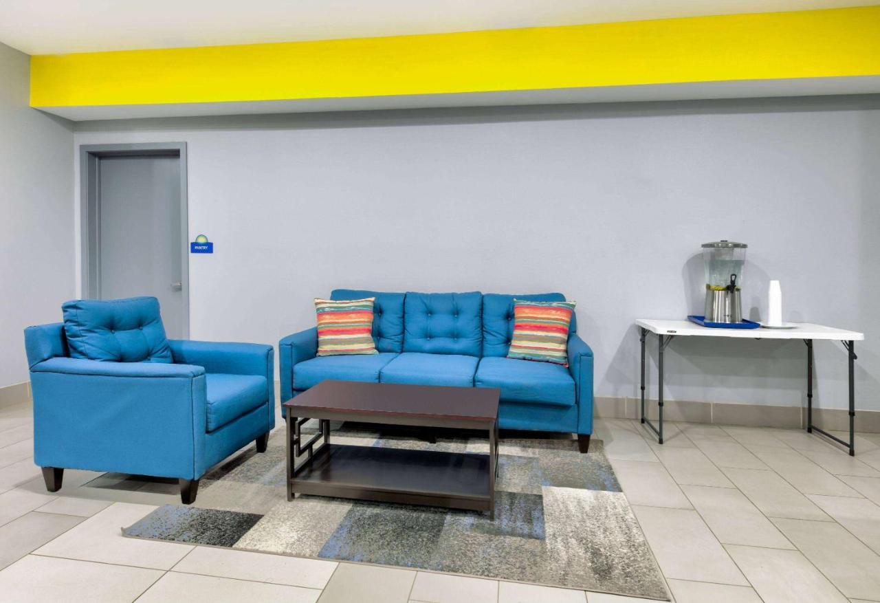 Days Inn By Wyndham Zachary La Buitenkant foto