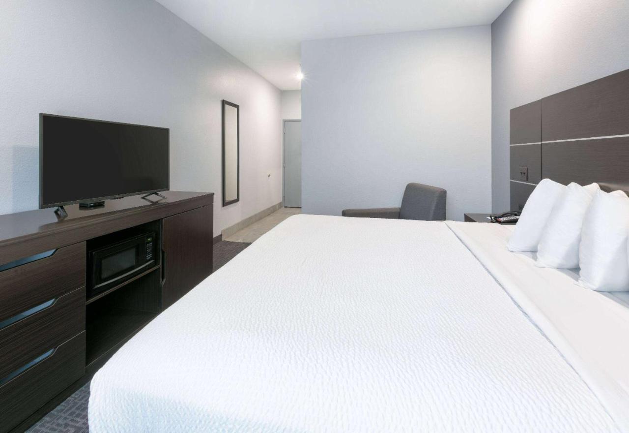 Days Inn By Wyndham Zachary La Buitenkant foto