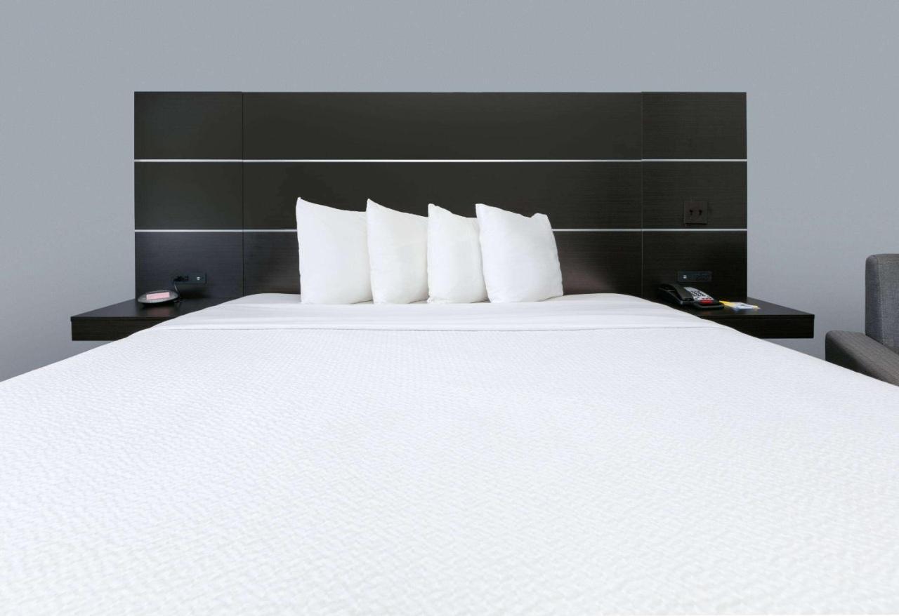 Days Inn By Wyndham Zachary La Buitenkant foto